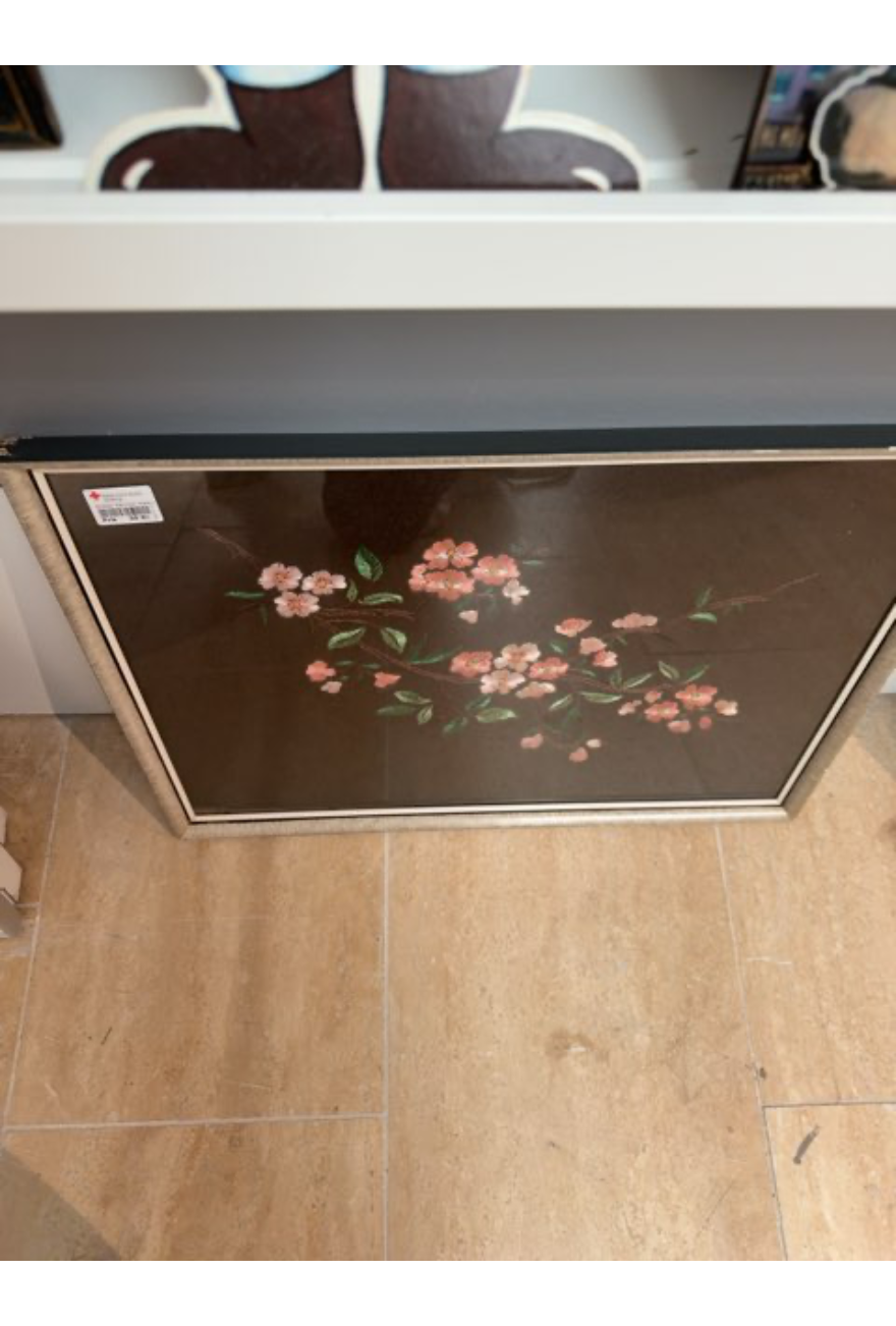 Billede med broderet blomster